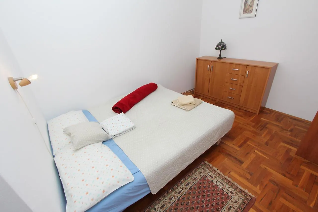 Apartments Darko 로비니
